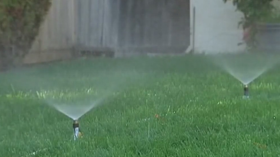 Newsom threatens mandatory water restrictions for California