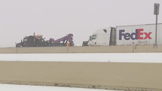 Houston weather: 18-wheelers crash in Richmond snow