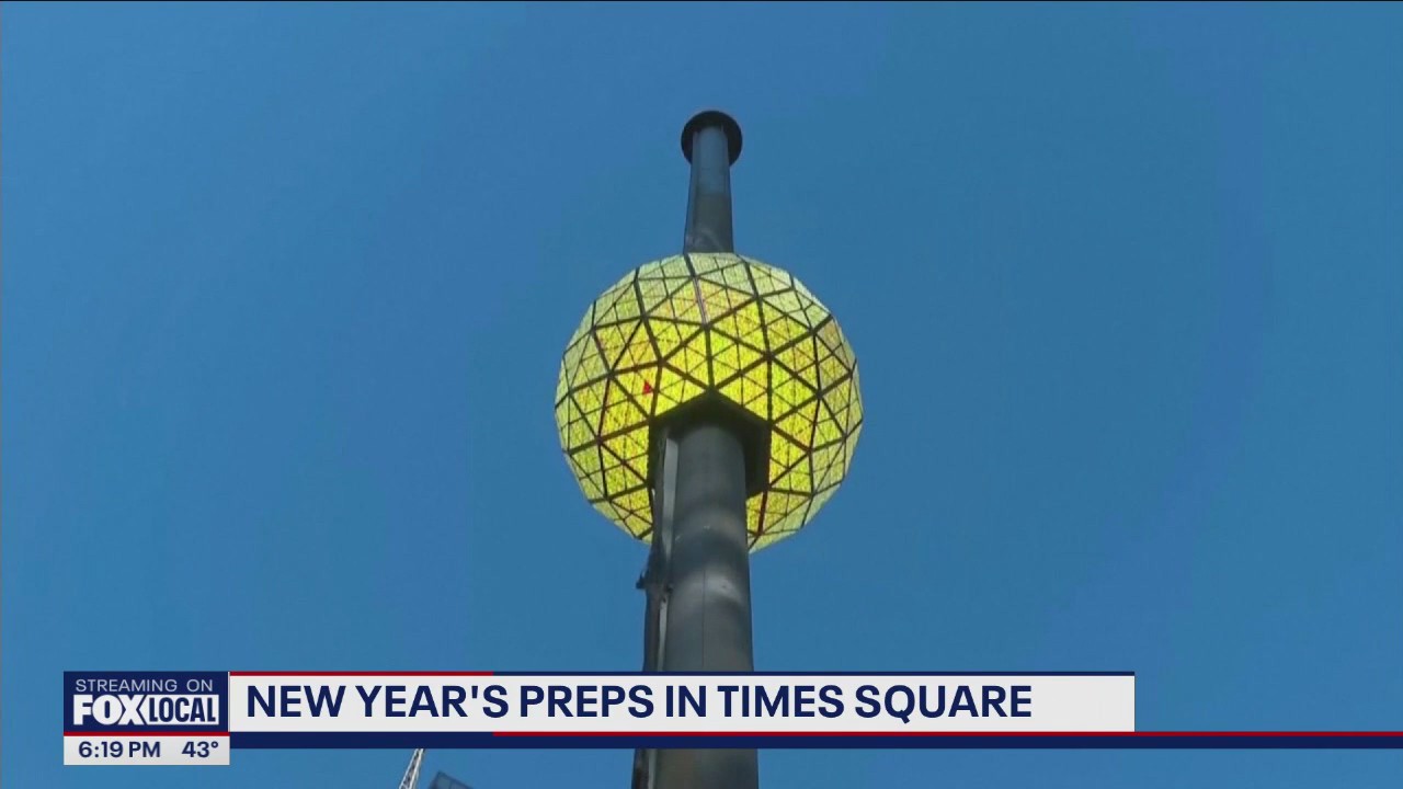 New Year's preps in Times Square