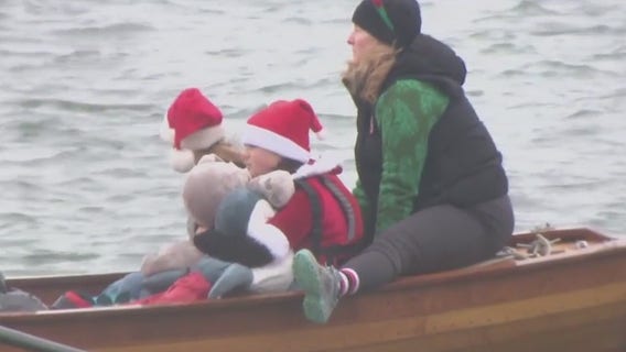 South End Rowing Club delivers via rowboat for SFFD toy drive