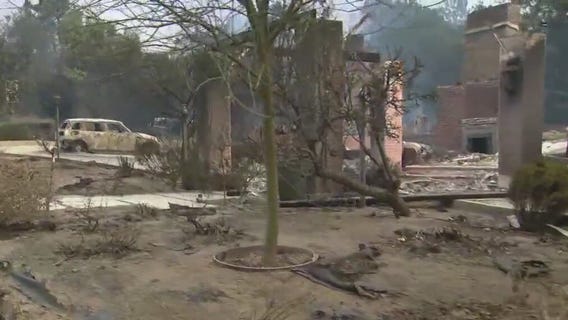 Palisades Fire: High winds bring new dangers