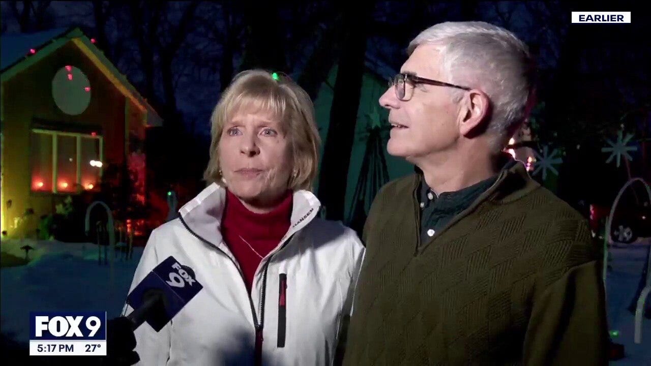 NORAD Santa: Volunteers answer questions for kids