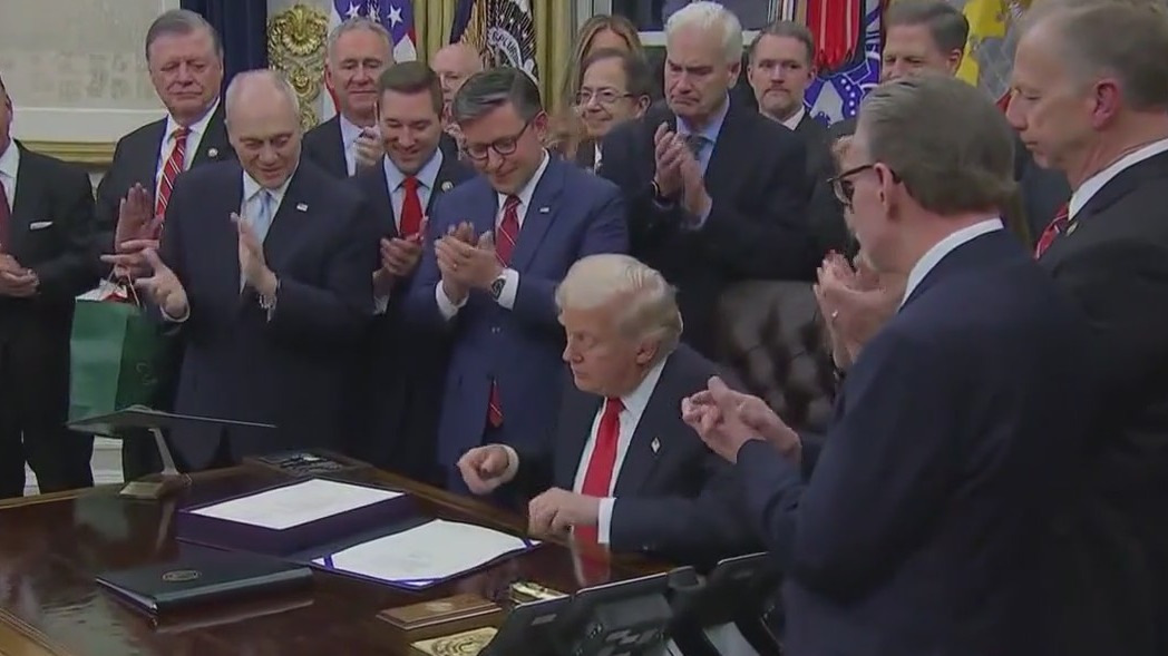 Congress approves short-term funding resolution