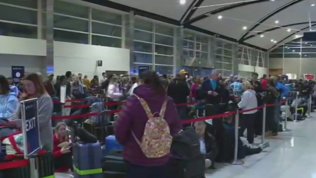 Detroit Metro full of passengers impacted by Delta ground stop