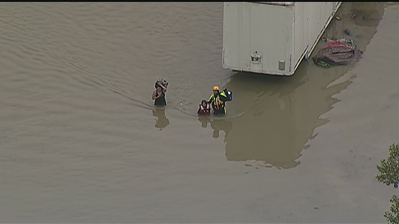 Flooding rescues in Seagoville