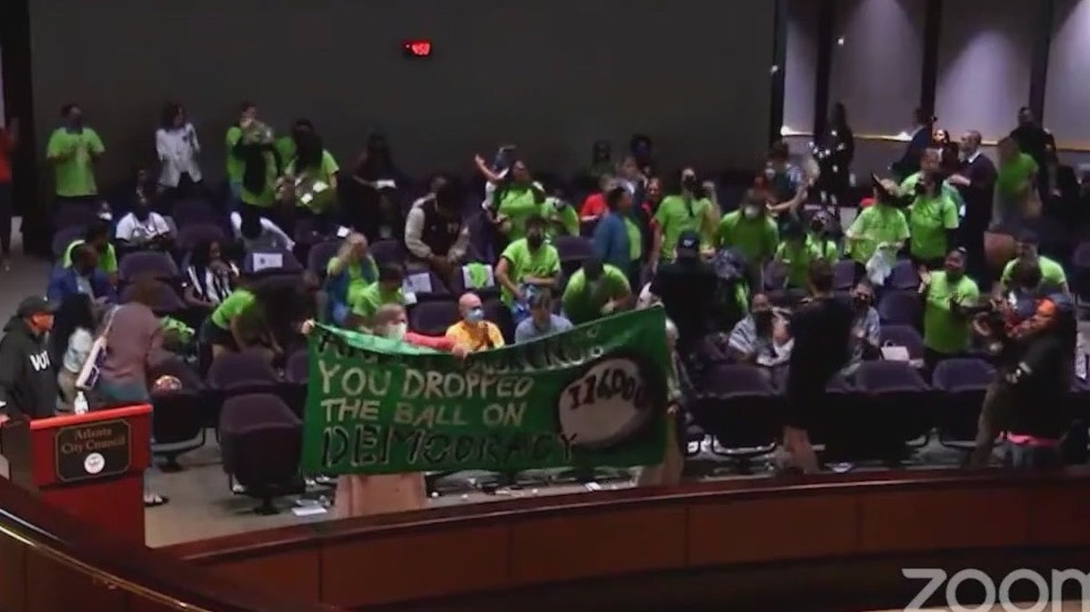 'Stop Cop City' disrupts Atlanta City Council meeting | FOX 5 Atlanta