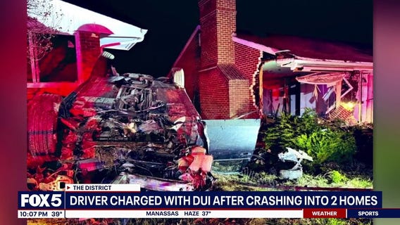 Driver charged with DUI after crashing into 2 homes in DC