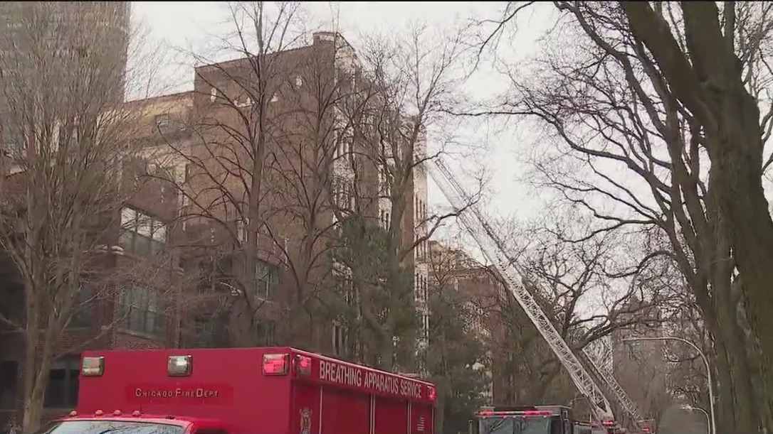 Fire breaks out in Edgewater high-rise, nine hospitalized