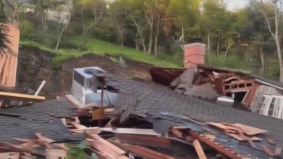 Landslide hits Sherman Oaks neighborhood