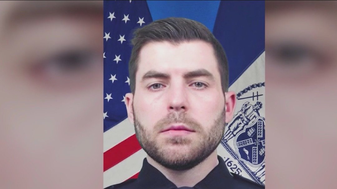 NYPD mourning officer killed on the job