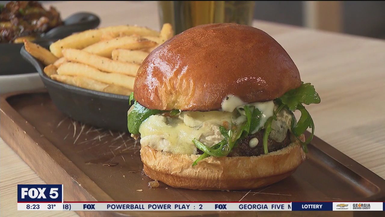 Burgers with Buck takes a visit to Fayetteville's Enzo Steakhouse and Bar