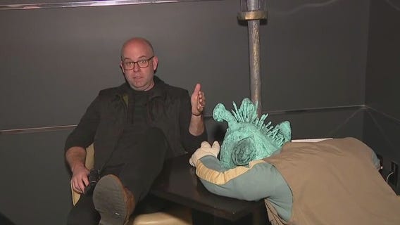 Official photo spots and props