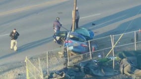 Woman dies in South Deering crash