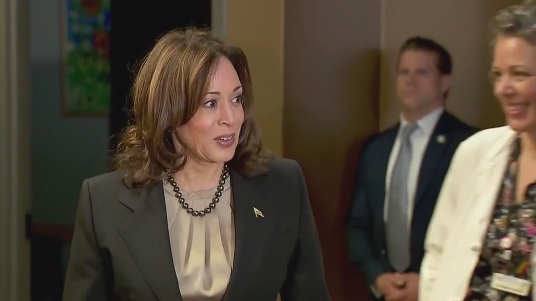 Kamala Harris visits MN abortion clinic