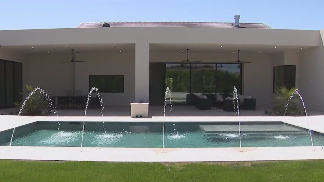 New home in the heart of Paradise Valley | Cool House