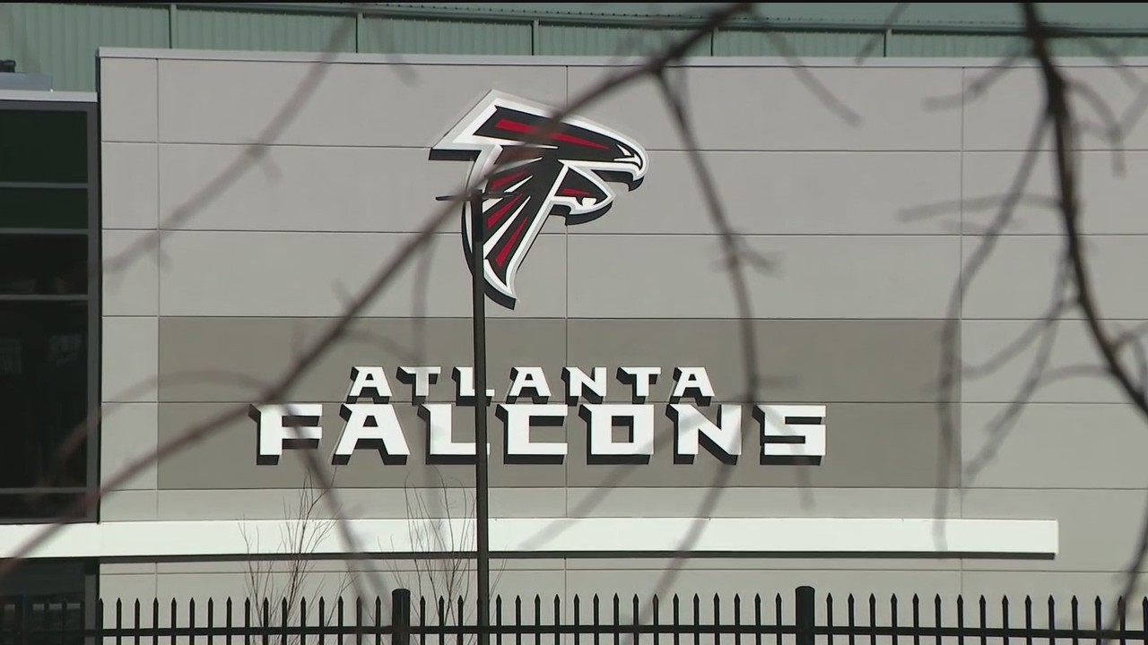 Orthopedic and spine center part of Falcons' recruiting pitch for free agents
