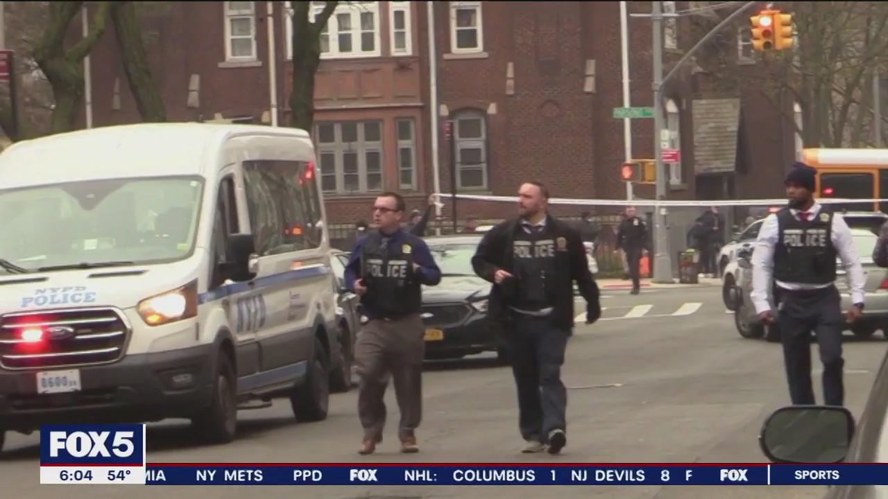 Suspect in custody in shooting of rookie NYPD cop | FOX 5 New York