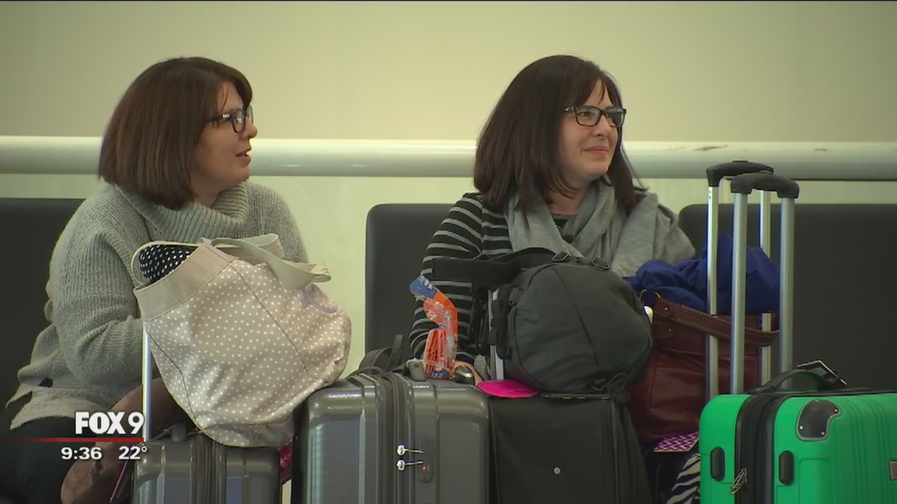 Blizzard strands passengers at MSP Airport