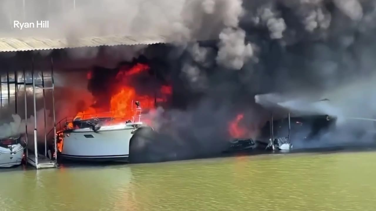 RAW: Grapevine Lake boat fire