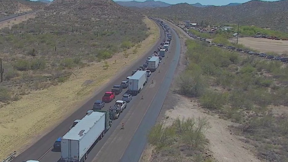 Deadly crash on Interstate 17 causes delays | FOX 10 Phoenix