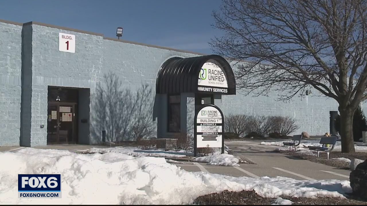 RUSD board to discuss learning options; groups voice concerns