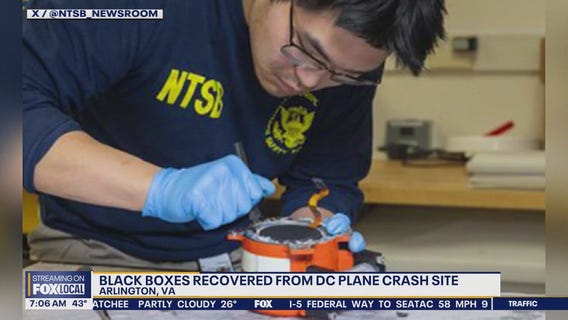 Black boxes recovered from D.C. plane crash site