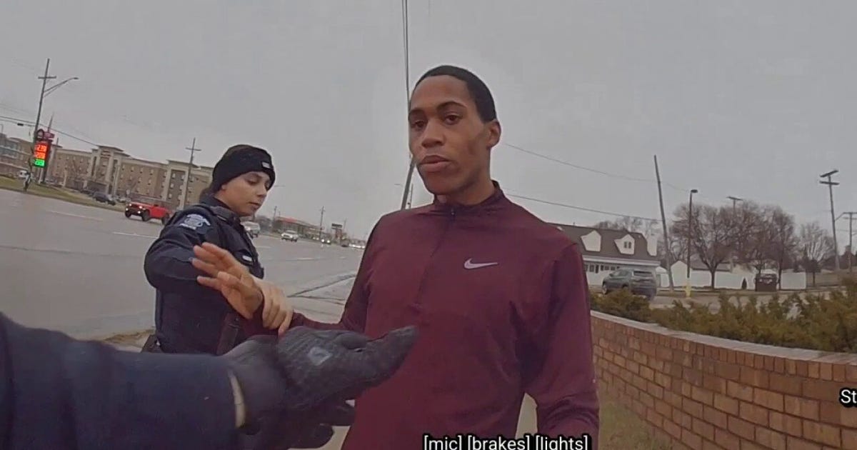 Homicide suspect arrested after running from police during retail fraud incident