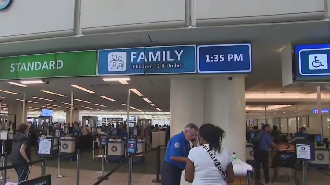 TSA family lane initiative for traveling with kids