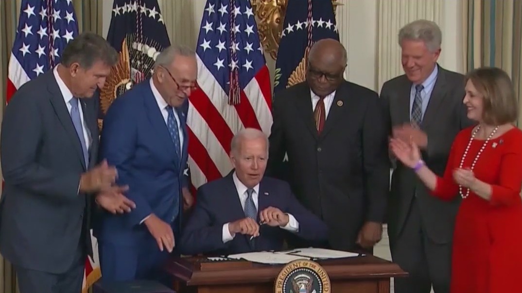 Democrats gain momentum heading into midterms