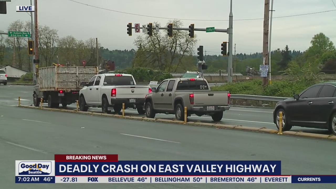 Deadly crash on East Valley Highway