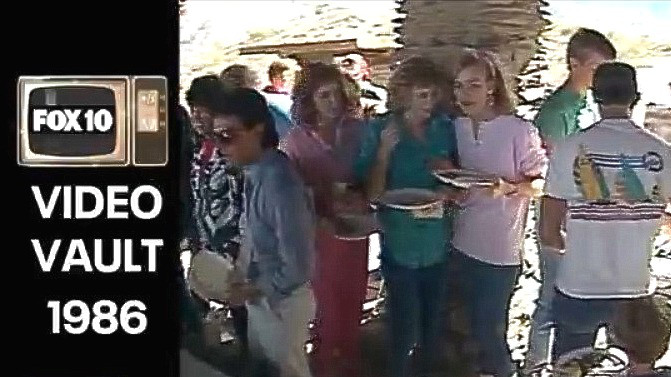 1986 Robson family Thanksgiving feast | Video Vault