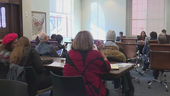 Chicago prepares businesses for potential ICE raids under Trump