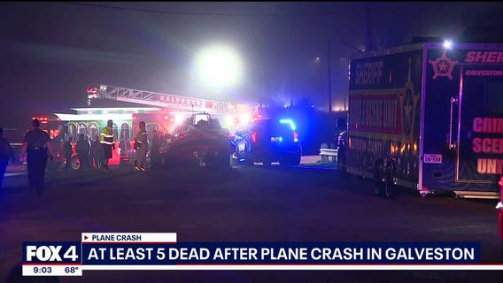 Medical support plane from Mexico crashes in Galveston