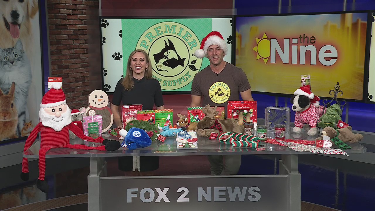 Premiere Pet Supply PAW-liday gifts