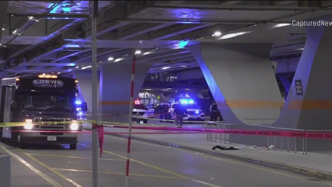 Gunfire erupts at Chicago's O'Hare Airport, man injured