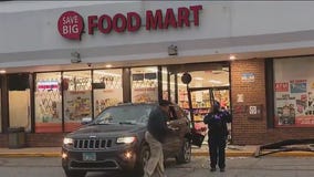 Smash-and-grab thieves hit Calumet Heights food mart