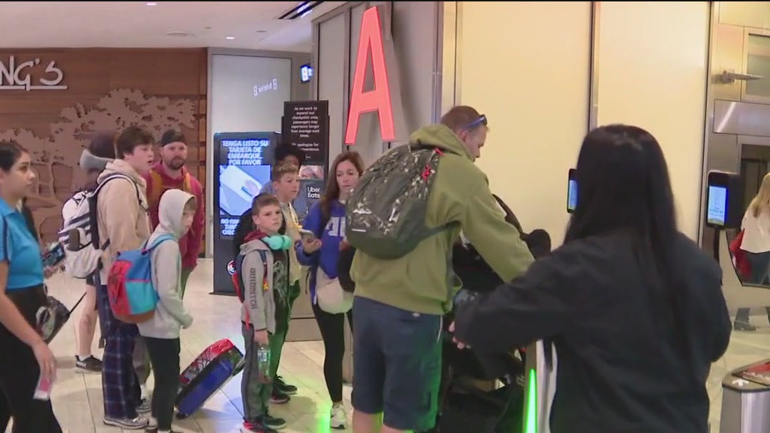 FAA lifts flight cuts imposed during shut down