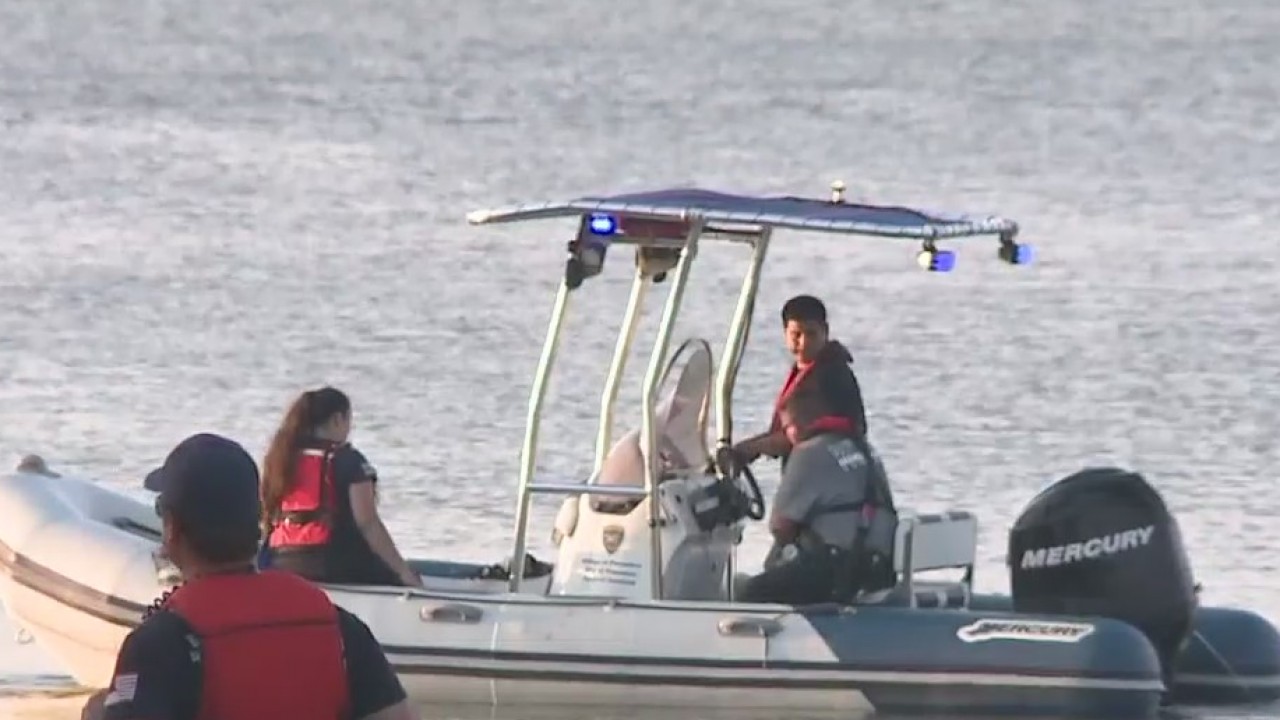 Search area expanded for 22-year-old swimmer who never resurfaced on Pewaukee Lake