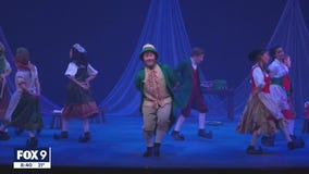 Buddy the Elf takes the stage in Hopkins