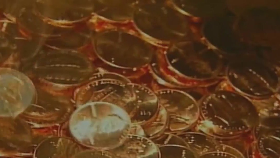 Trump directs Treasury to stop minting new pennies