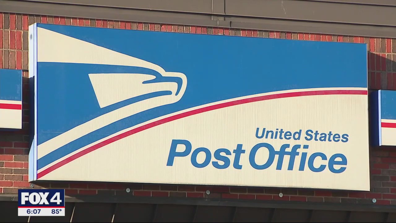Letter carrier robbed at gunpoint at apartment | FOX 4 Dallas-Fort Worth