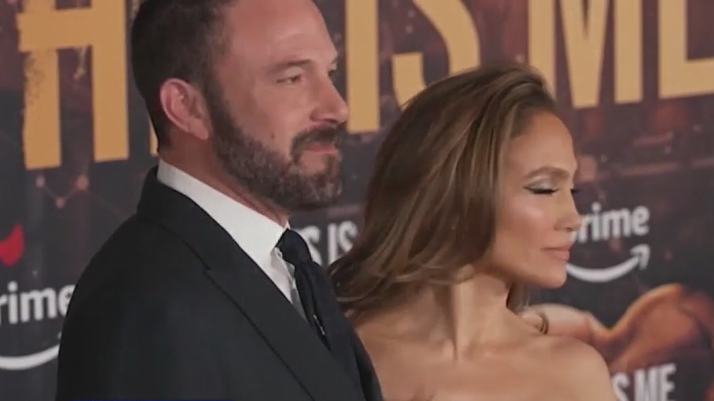 Latest on 'Bennifer' and John Krasinski's theft