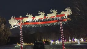 Crowds flock to see holiday lights at Sever's