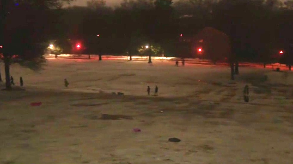 Atlanta sledders hit the slopes in the dark