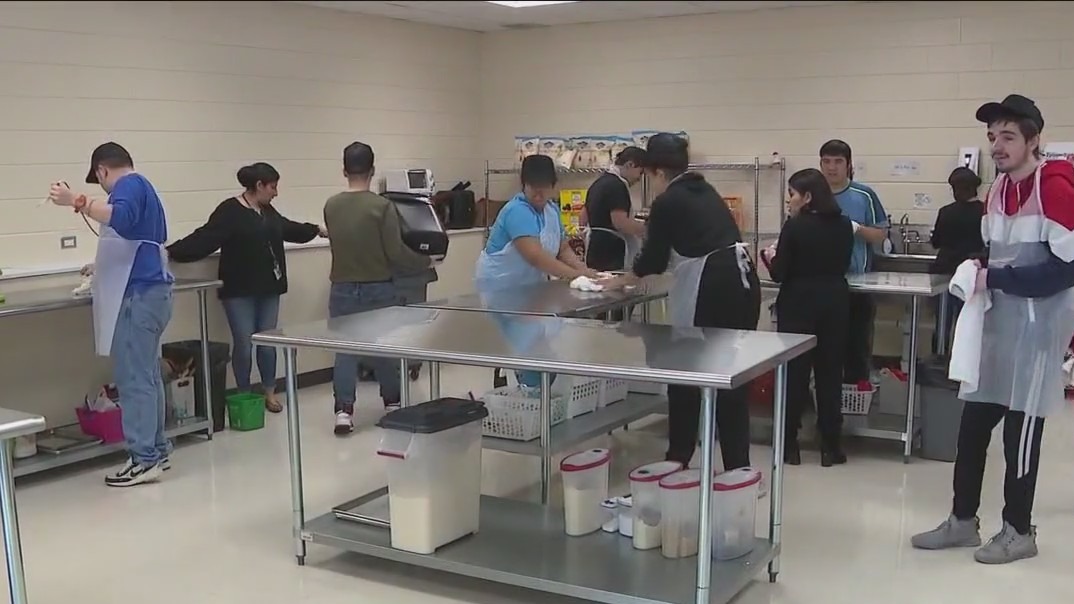 Special needs students run kitchen on Long Island