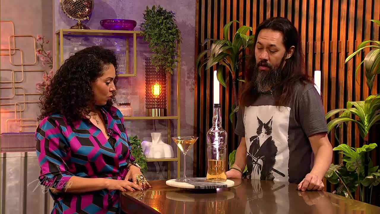 Crazy Stuff Celebs Sell: Vagina Candles, Bathwater Soap, Hairy panties?!