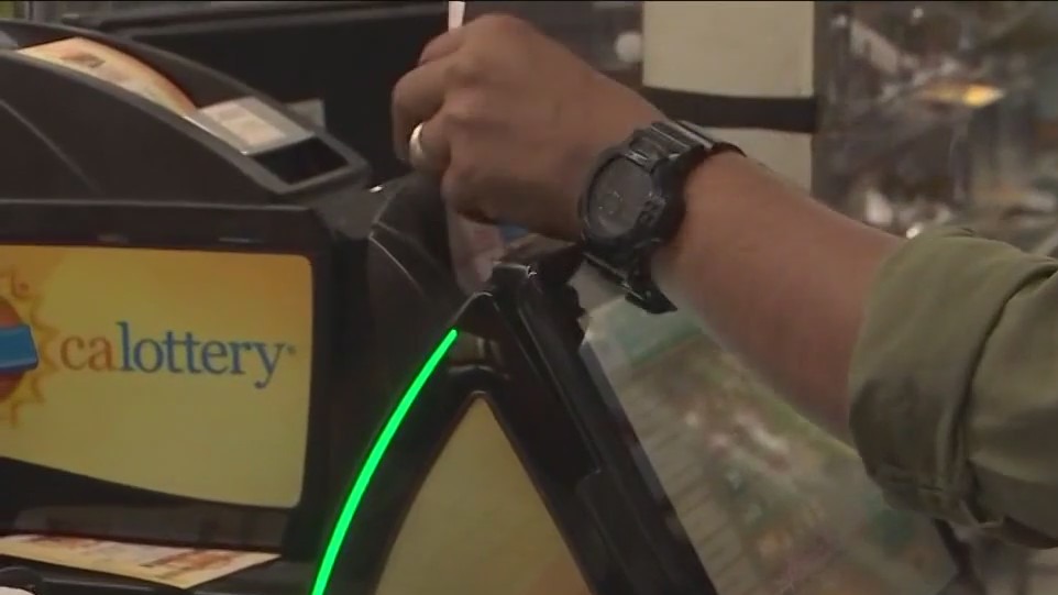 Mega Millions jackpot jumps to $565M