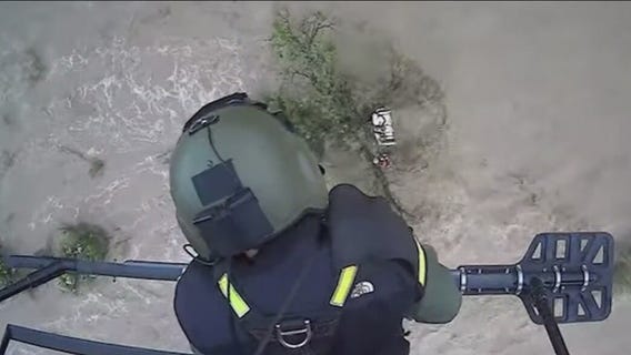 Crews rescue 4 trapped in Wickenburg floodwaters