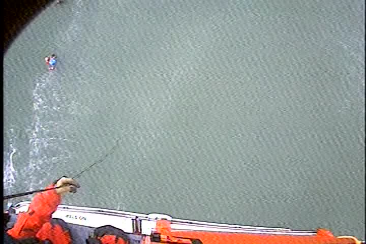 Coast Guard Rescues kayaker of the coast of San Francisco