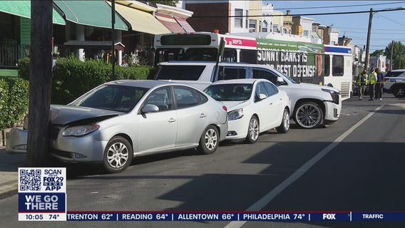 8 injured in crash involving SEPTA bus in Cobbs Creek